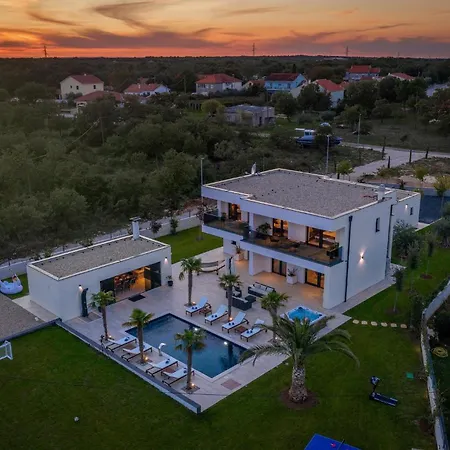 Dom wakacyjny Quercus *