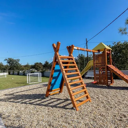 Quercus Holiday home
