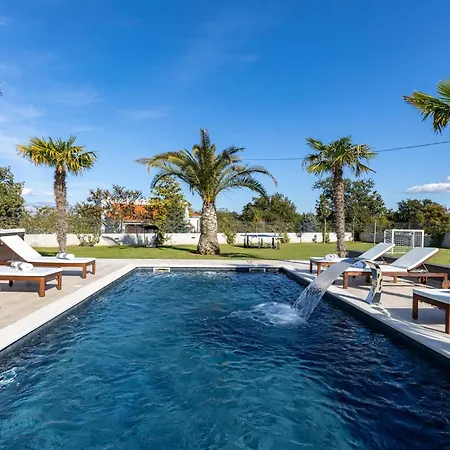 Quercus בית נופש Brisevo