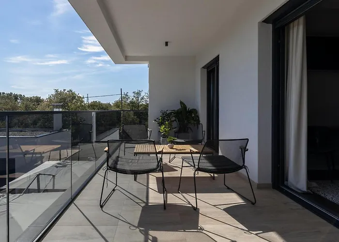 Quercus 펜션 Brisevo