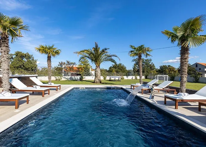 Quercus 펜션 Brisevo